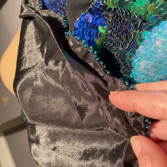 PHOOL - NWT - top: vintage black s/s sequins / butterfly, shldr pads, lining - L - Picture 14 of 16